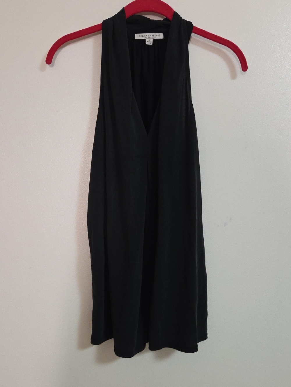 Green Envelope Black Sleeveless V-Neck Top
